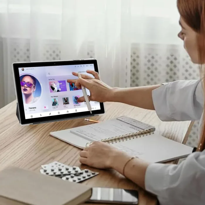 10 inch Android 14 Tablet, 6GB RAM 32GB ROM Powerful Quad-core CPU, 1280*800 Resolution Screen Tablet PC, 8MP Camera, 6000mAh Battery Computer, 2 in 1 Tablets with Keyboard, Case, Mouse, Stylus Laptop