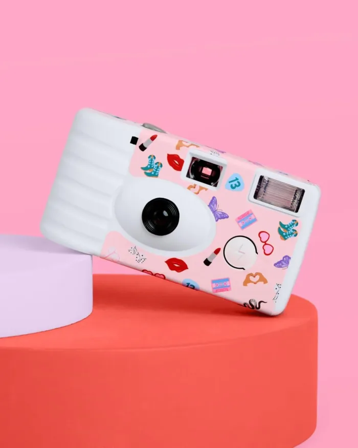 xo, Fetti ERAS Disposable Camera - 24 Exposure Film | Bachelorette Photo Supplies, Cute Birthday Party Activity, Bridesmaid Gift, Concert Pictures